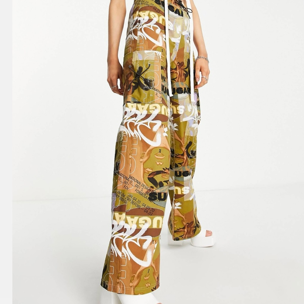Stylish Graphic Print Cargo Pants